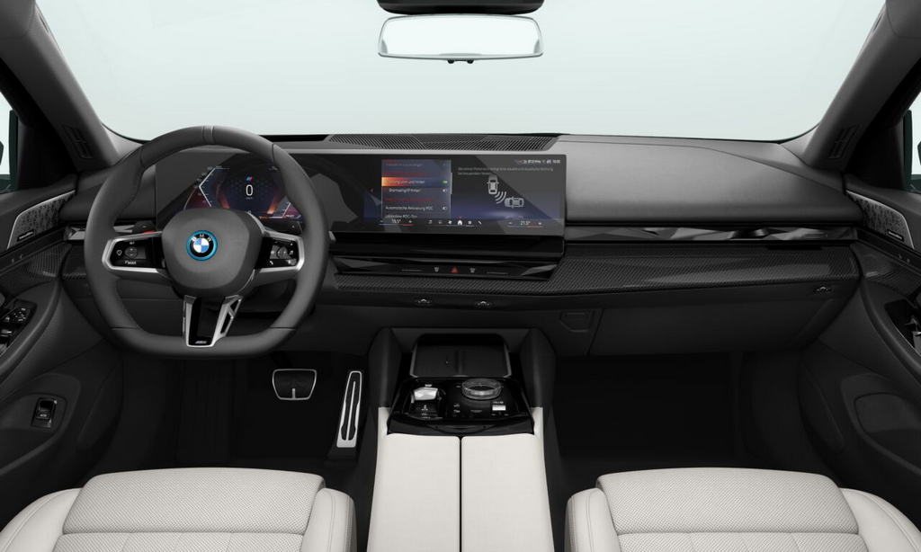 0990671 BMW 550e xDrive Sedan DASHBOARD_BMW 550e xDrive Sedan_1788512270542
